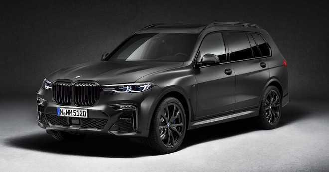 BMW X7 Dark Shadow Edition