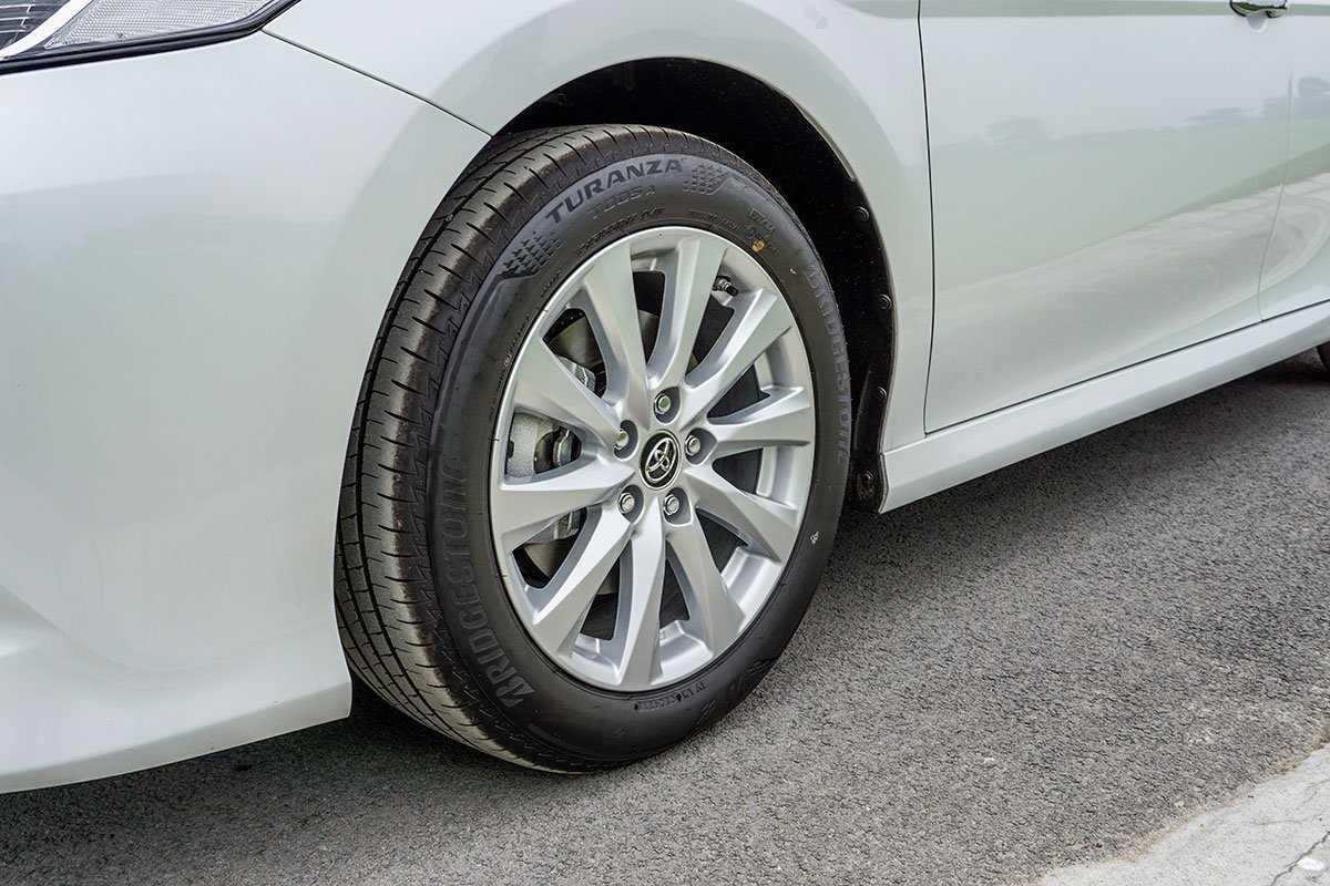 mâm xe của toyota camry 2020
