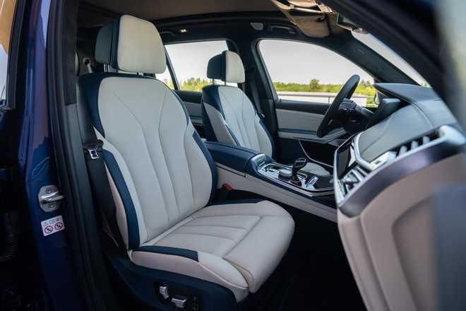Nội thất Alpina XB7
