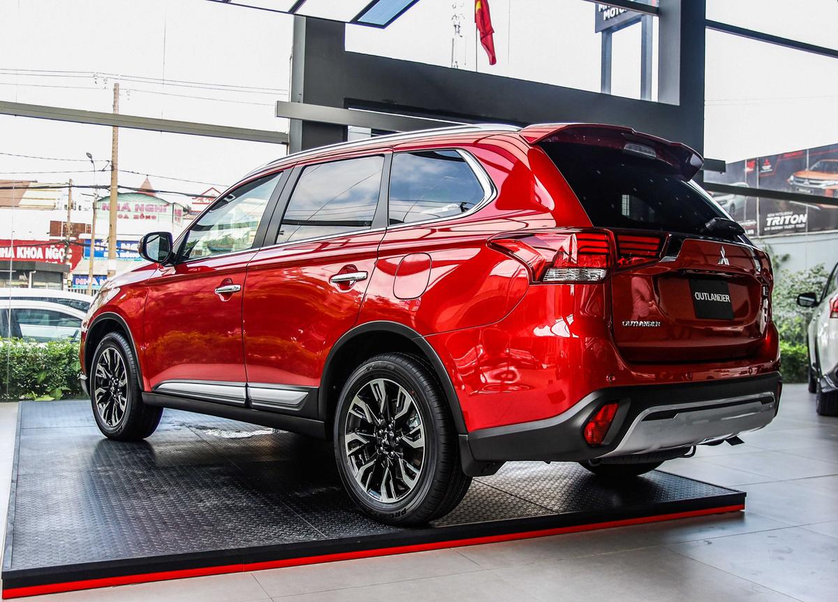 Mitsubishi Outlander 2020 2.4 CVT Premium