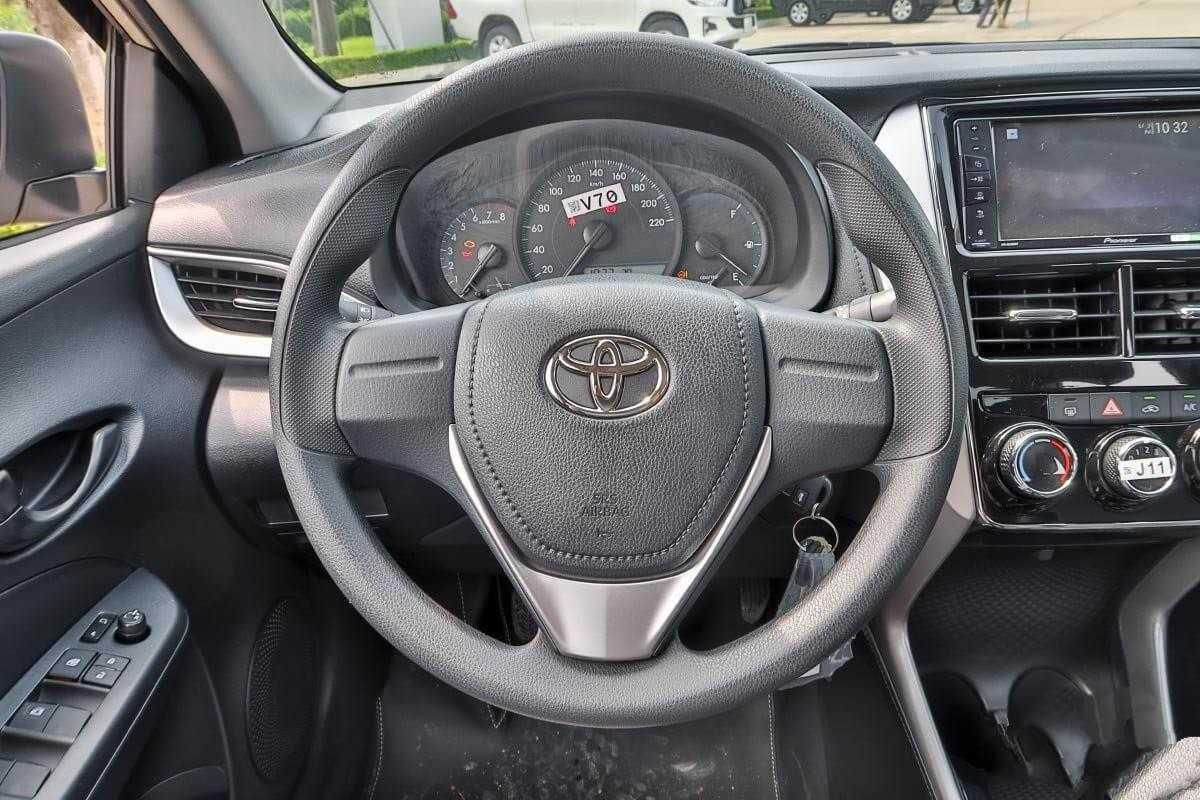 Vô-lăng Toyota Vios 2020