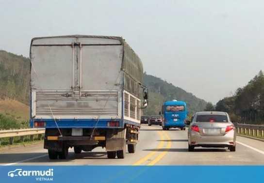 Vượt xe như thế nào là đúng với quy định pháp luật?