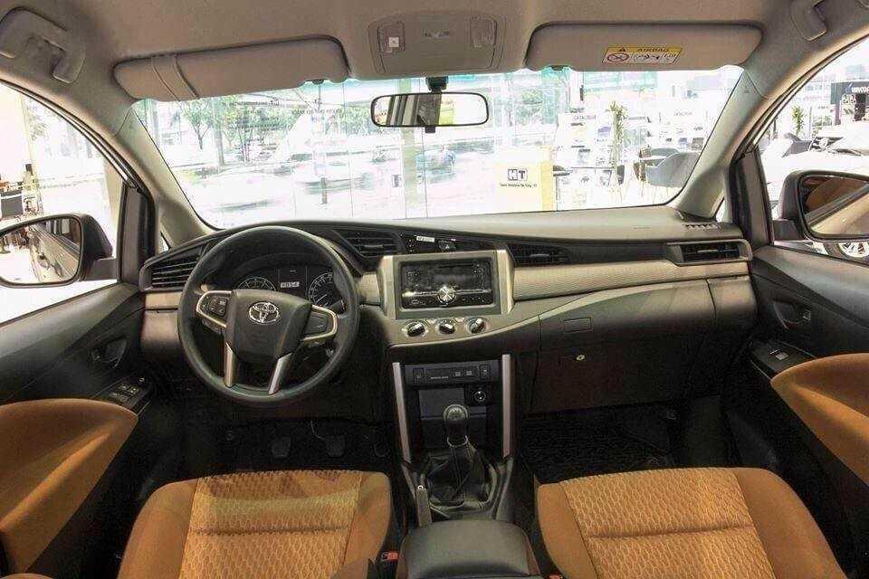 Toyota Innova 2020