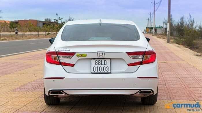 Đuôi xe Honda Accord 2020
