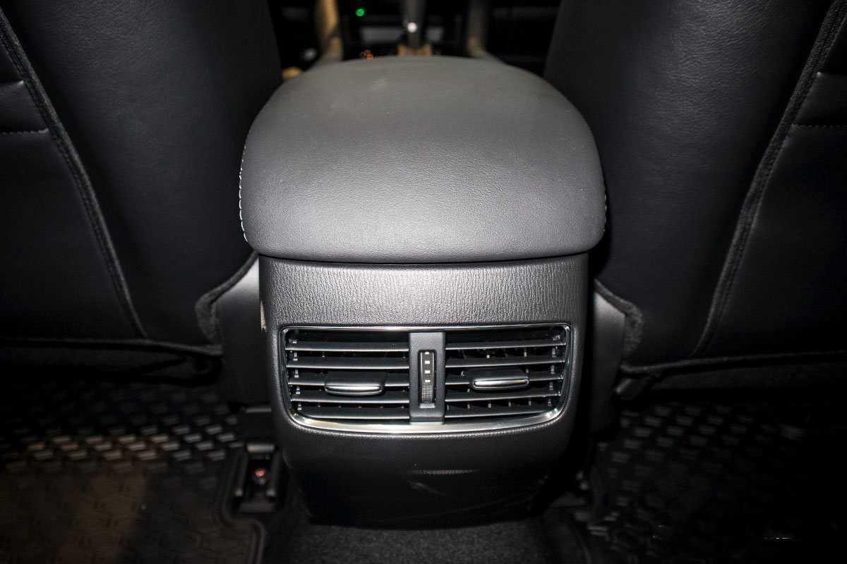 cửa gió mazda 6 2020