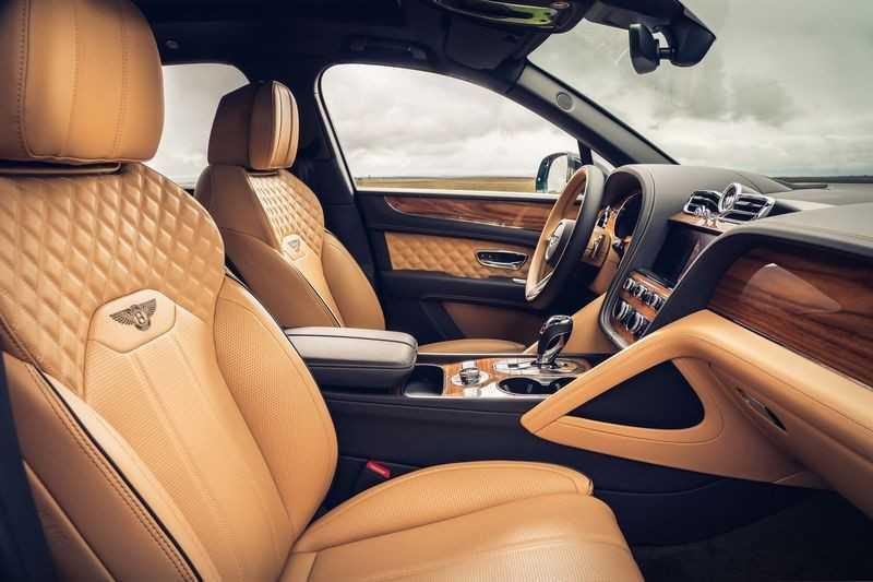 Bentley Bentayga facelift bản 4