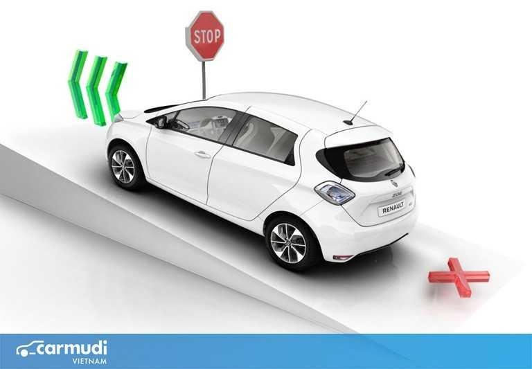 Kỹ thuật khởi hành xe ô tô ngang dốc từ cơ bản đến nâng cao