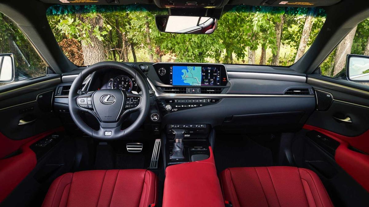 Lexus ES 250 AWD 2021