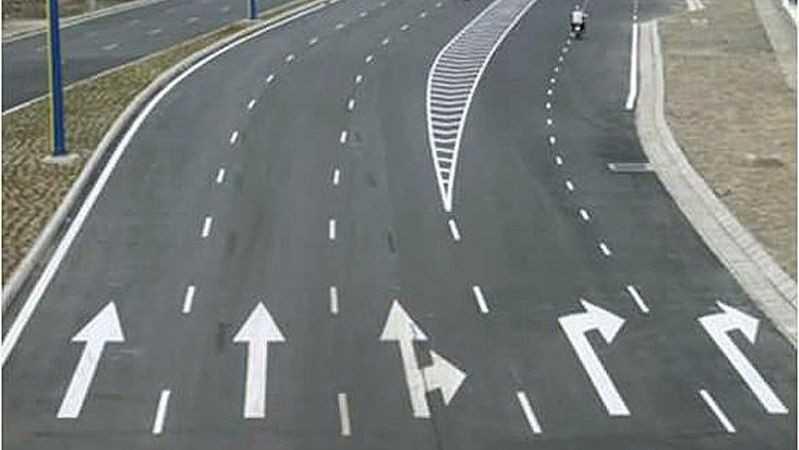 Vạch kẻ đường- Vạch trắng xương cá chữ V