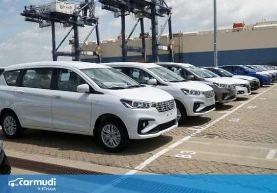 Sự sụt giảm của lượng ô tô nhập khẩu là cơ hội cho xe lắp ráp trong nước