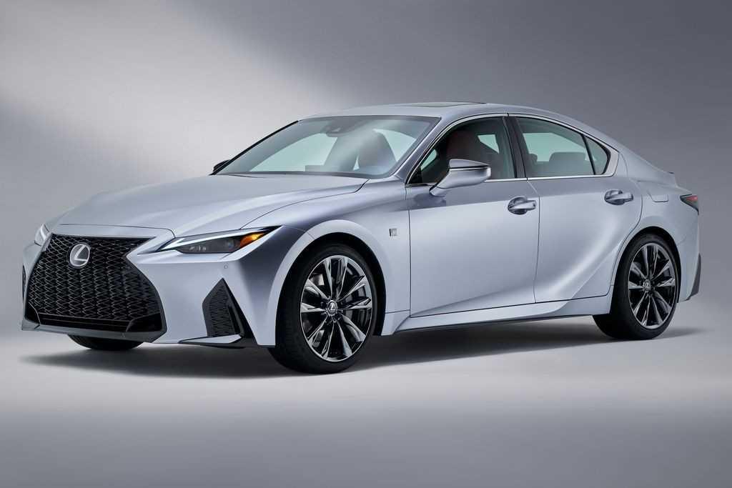 Lexus IS 2021