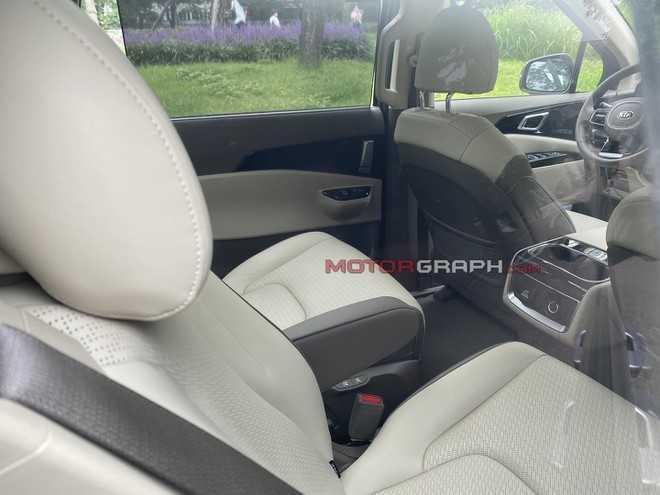 Nội thất KIA Sedona 2021