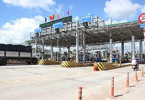 Chính sách miễn, giảm phí đường bộ cho doanh nghiệp vận tải trong tháng 8/2020