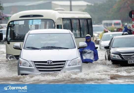 Bảo hiểm thủy kích cho ô tô, sự yên tâm trong những ngày ngập lụt