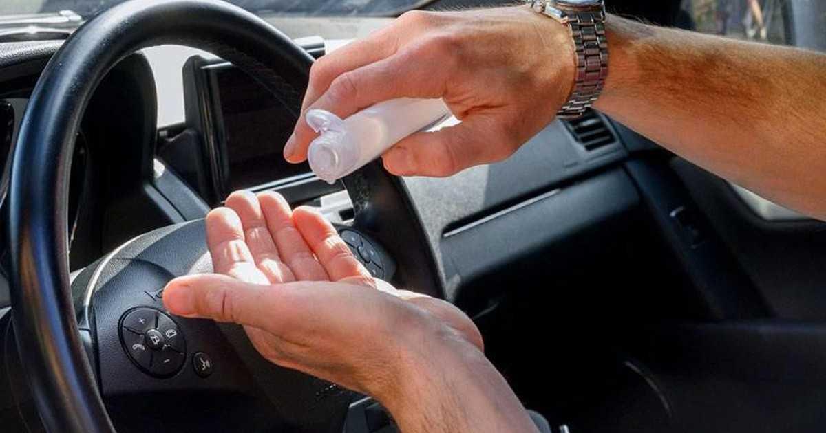 Ảnh hưởng của dung dịch rửa tay sát khuẩn đối với nội thất ô tô