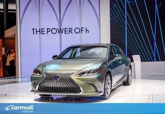 Lexus ES 2020 có giá lăn bánh bao nhiêu?