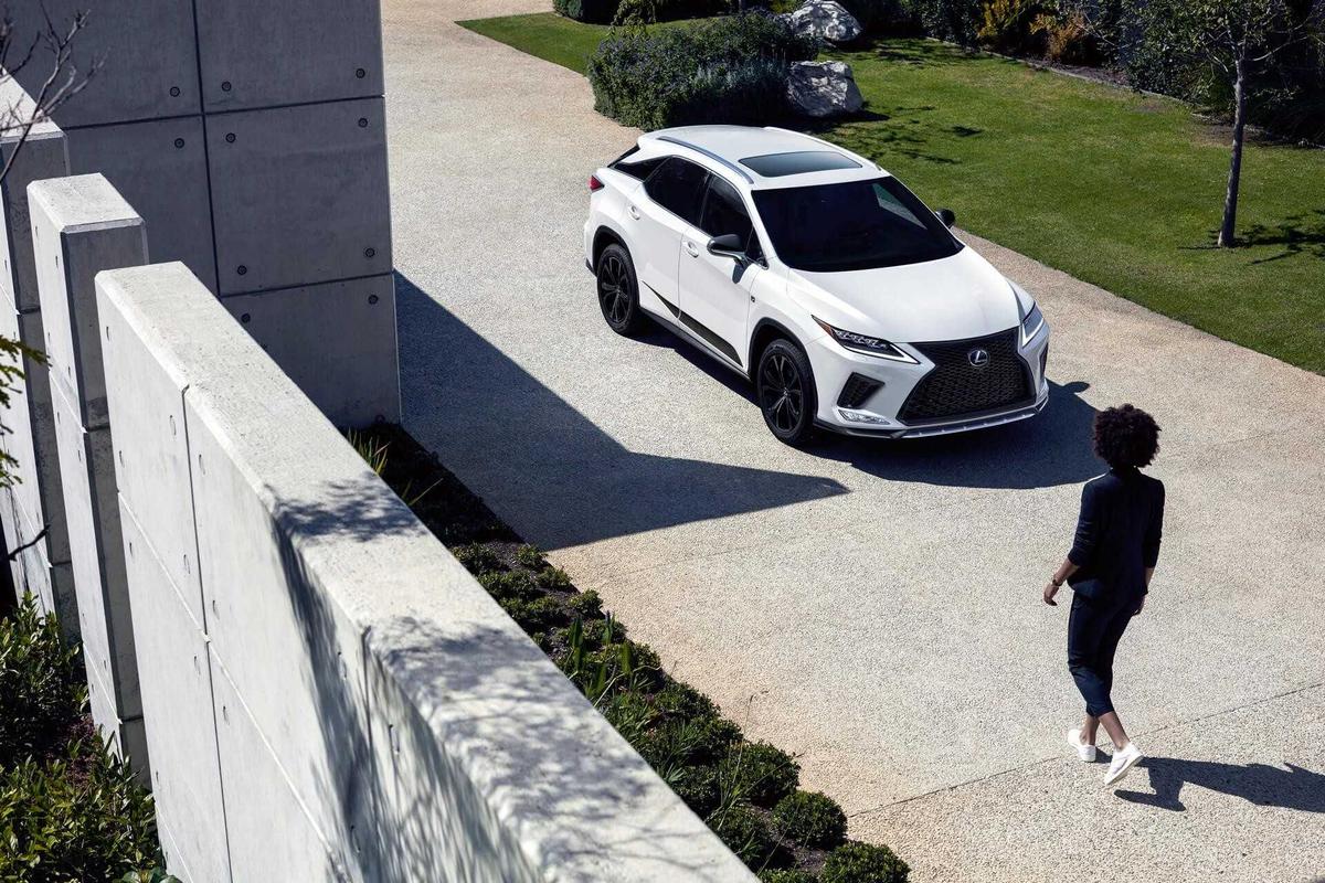 Lexus RX Black Line 2021