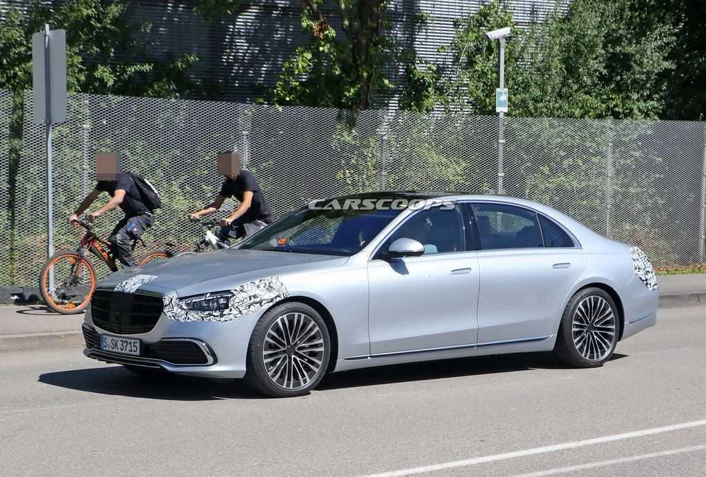 Mercedes-Benz S-Class 2021