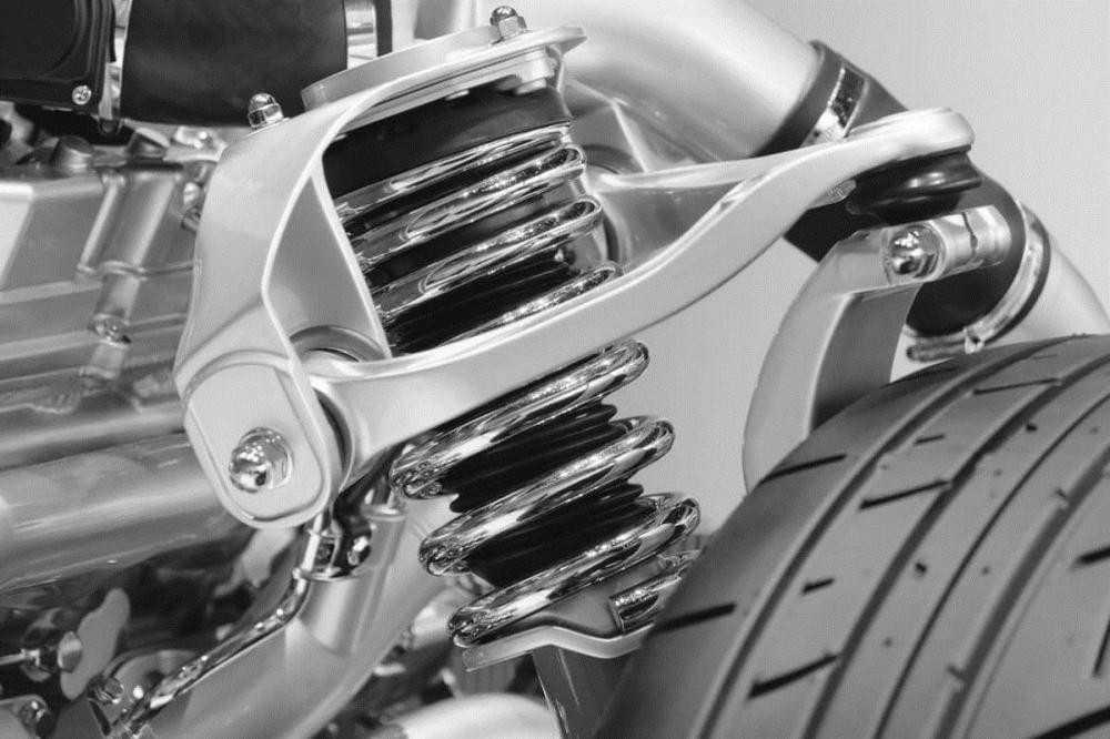 Dấu hiệu nhận biết phuộc xe ô tô cần thay sớm