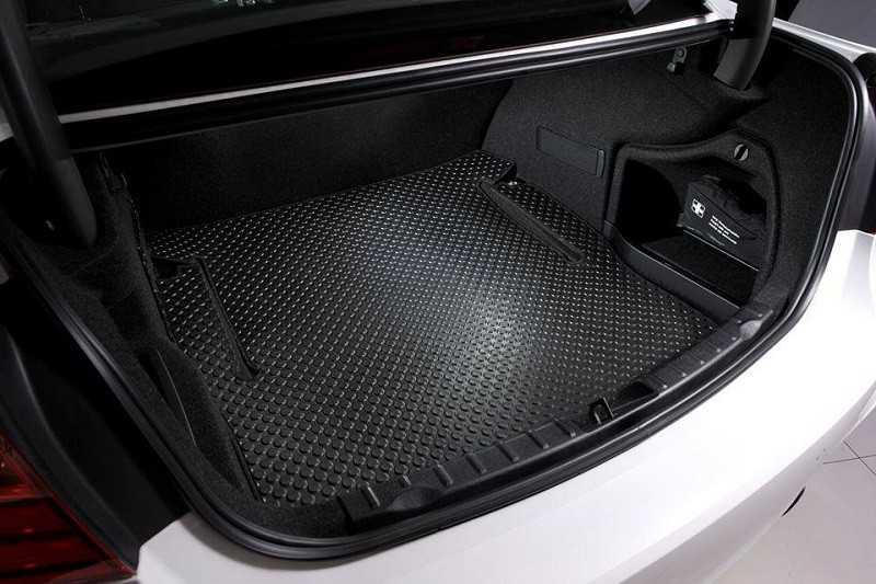 Cách xử lý tình huống nguy hiểm có thể gặp phải khi lái xe ô tô