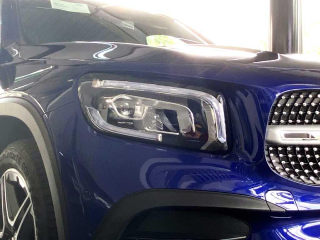 Mercedes-Benz GLB 200 AMG