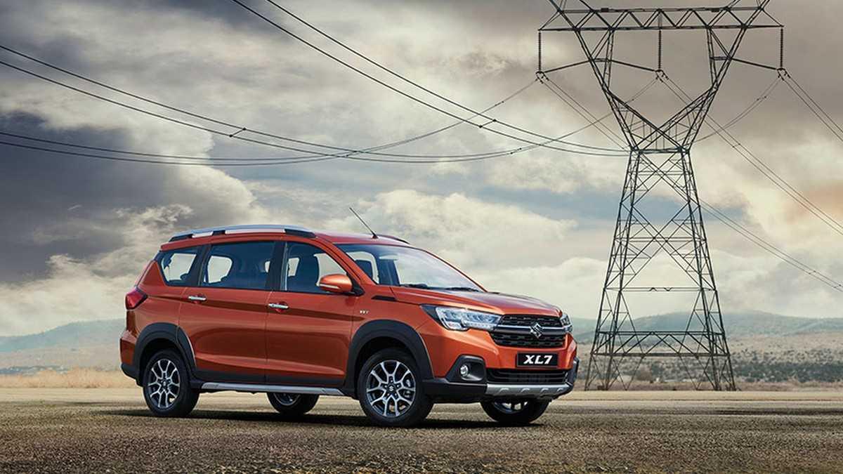 Suzuki XL7 2020
