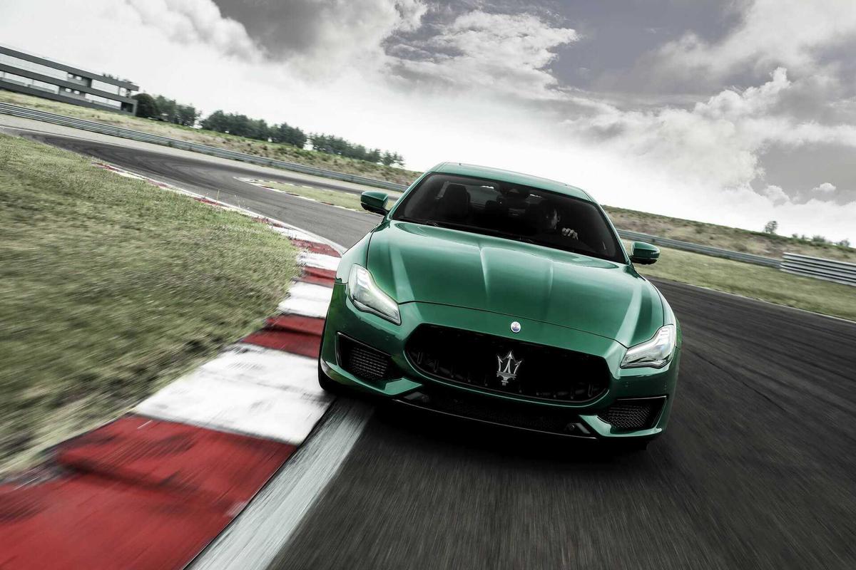 Maserati Quattroporte Trofeo 2021
