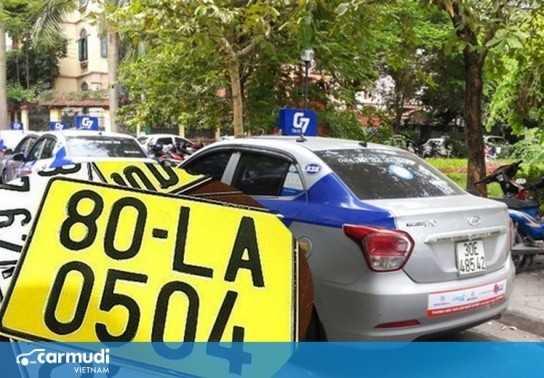 Cá nhân có xe kinh doanh vận tải sẽ được cấp biển số nền vàng chỉ với 2 phút