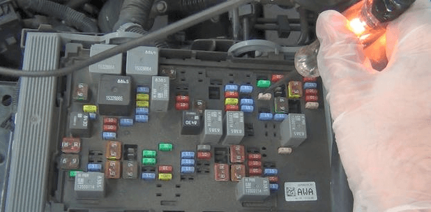 Mẹo xử lý nhanh khi cầu chì ô tô hư hỏng