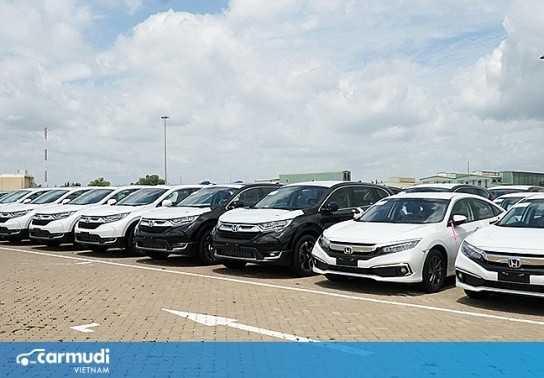 Hàng loạt ôtô nguyên chiếc từ Indonesia được nhập về Việt Nam