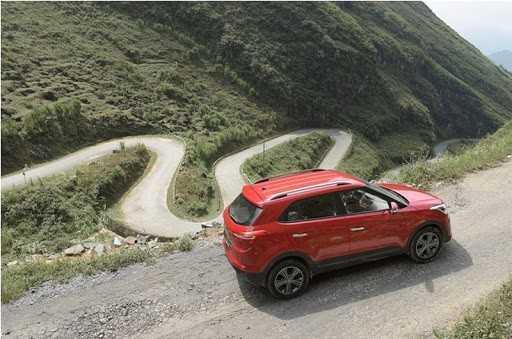 Sử dụng số L để tận dụng lực hãm của động cơ, giúp giảm áp lực lên hệ thống phanh.