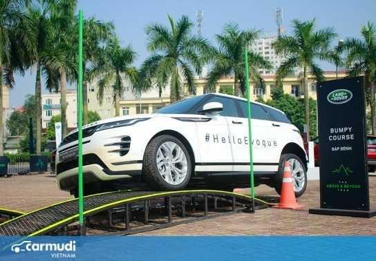 Range Rover Evoque 2020 có giá lăn bánh bao nhiêu?