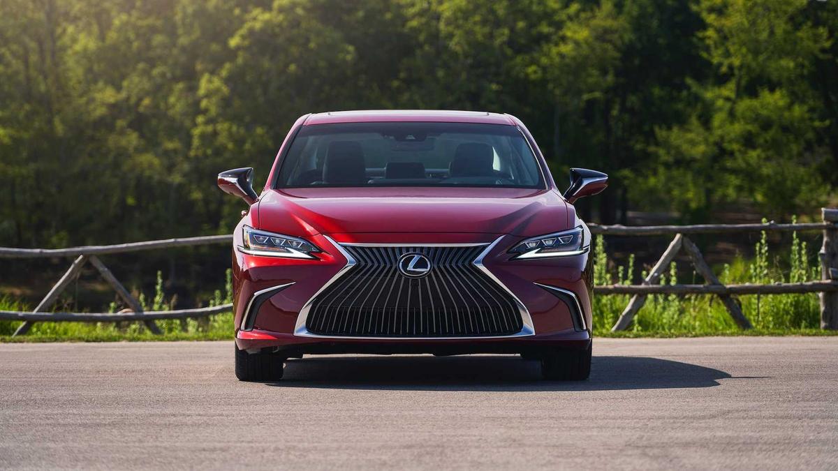 Lexus ES 250 AWD 2021