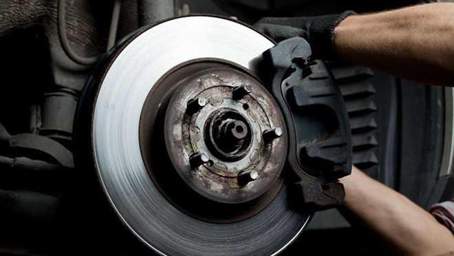 Những lưu ý trước khi khởi động ô tô