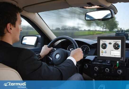 Những tư thế cầm vô lăng tiềm ẩn nguy cơ gây tai nạn