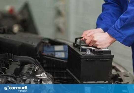Tìm hiểu về việc thay ắc quy ô tô