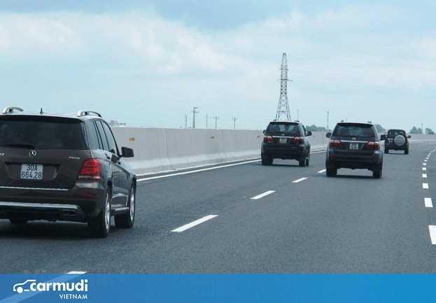 7 lỗi cực kì sơ đẳng của các bác tài khi di chuyển trên đường cao tốc