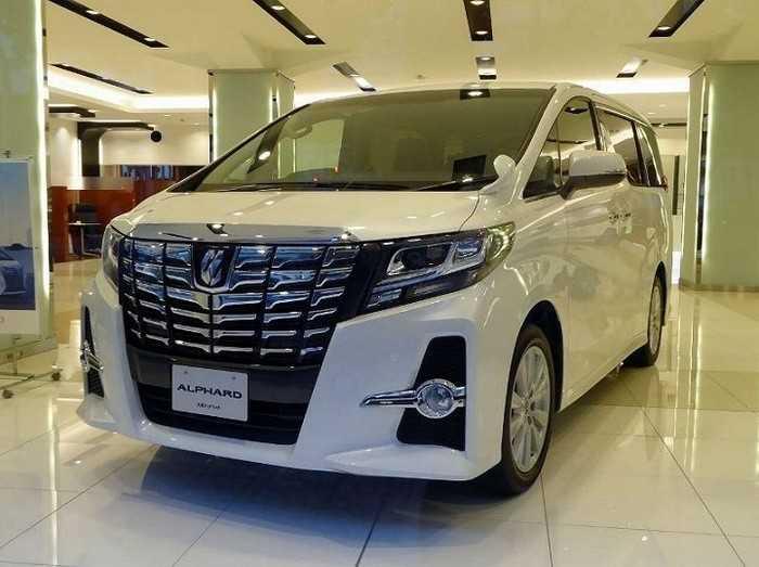 Toyota Alphard