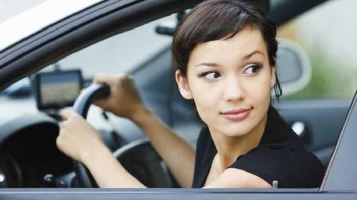 Cảm biến lùi xe