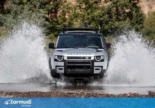 Land Rover Defender 2020 về Việt Nam với giá từ 3,855 tỷ đồng