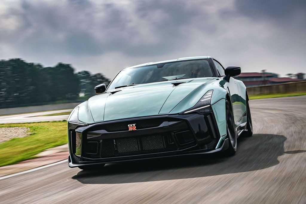 Nissan GT-R R35 Final Edition