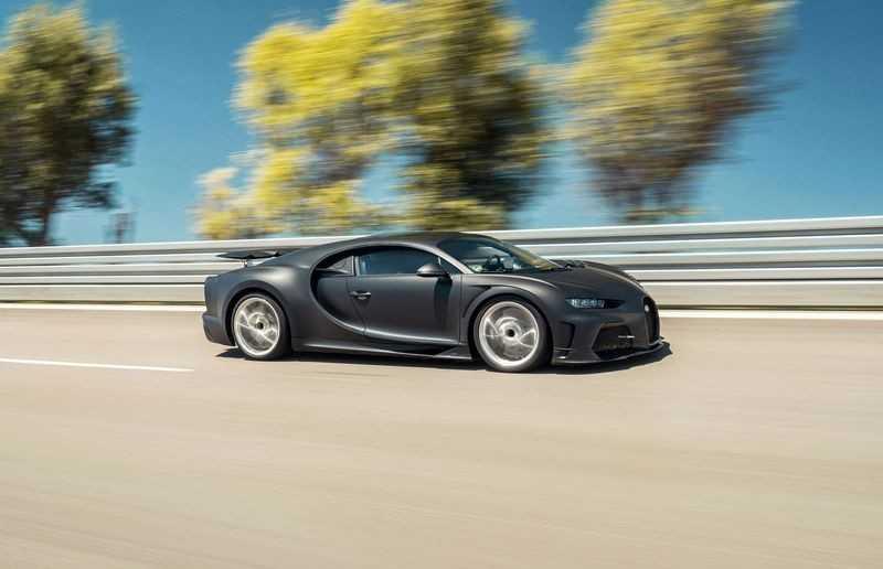 Bugatti Chiron Pur Sport và Chiron Super Sport 300+