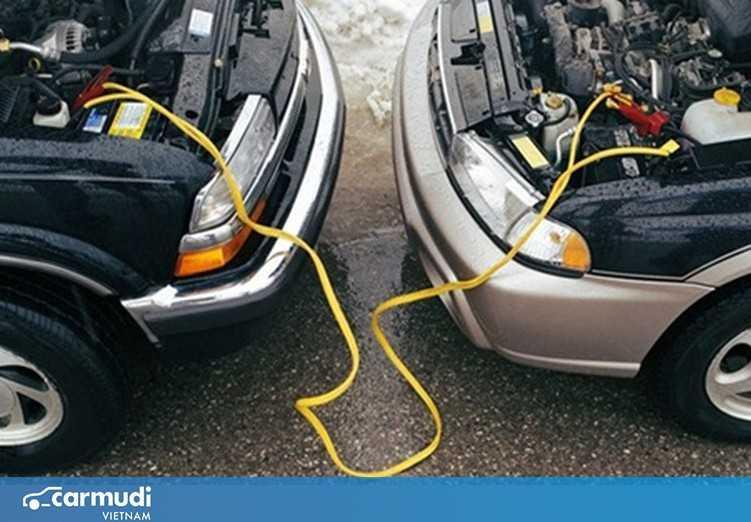 Hướng dẫn cách câu bình từ xe khác khi đang trên đường