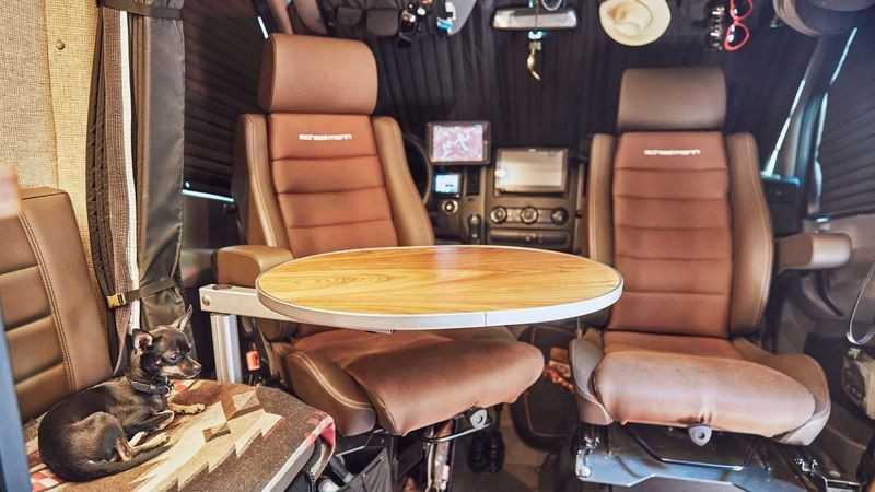 Mercedes-Benz Sprinter Expedition