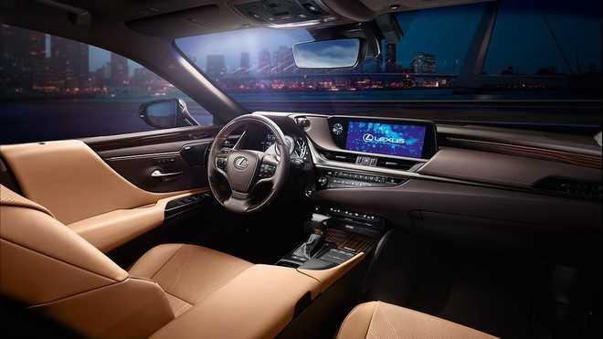 Lexus ES 2021