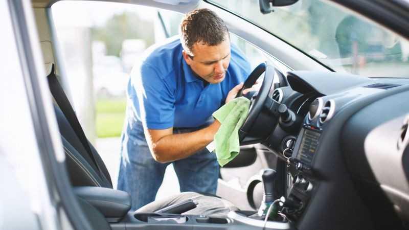 Thường xuyên vệ sinh và chăm sóc xe