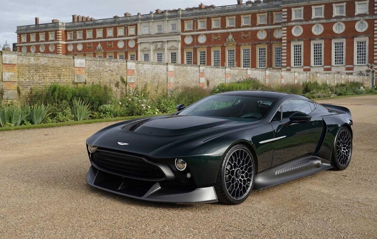 Aston Martin Victor