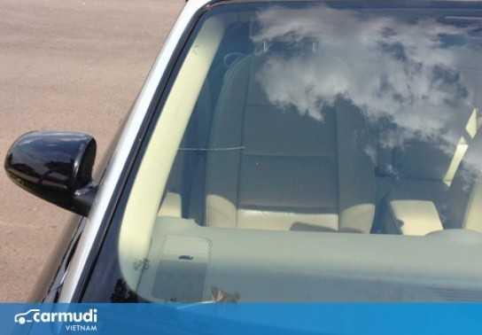 Bảo dưỡng kính chắn gió để đảm bảo an toàn cho bản thân