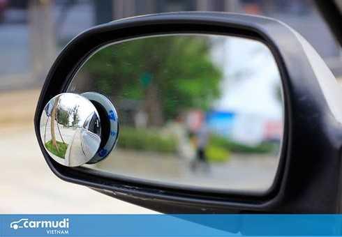 Bạn đã biết cách điều chỉnh gương chiếu hậu đúng cách?