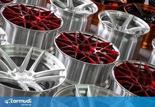 Điểm mặt bốn loại bánh độ Custom Wheels giúp xế cưng trông phong cách hơn